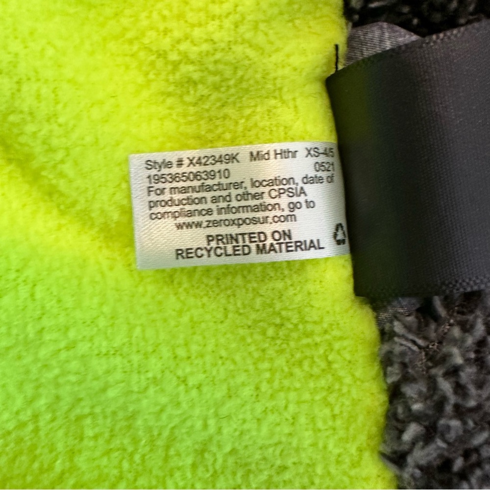 ZeroXposur XS 4-5 Boys Full Zip Hooded Lined Winter Coat Black Neon Yellow EUC! - Picture 11 of 13